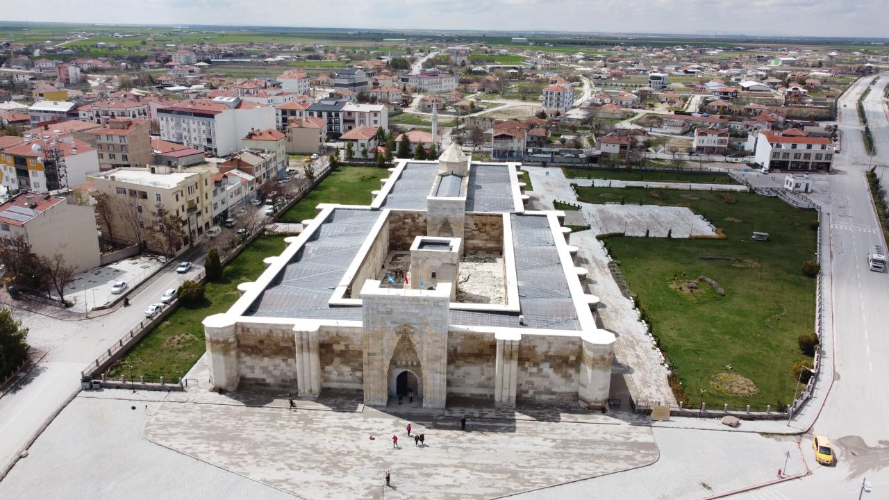 Sultanhanı’ndan Çanakkale’ye Gelen Turistlerin Lezzet Durağı: Masırlık Izgara Köfte Çorba Lokantası