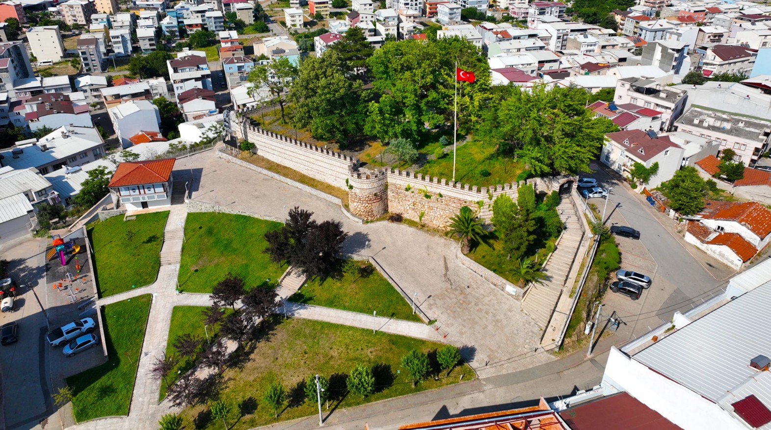 Bursa Kestel’den Çanakkale’ye Gelenler İçin Lezzet Durağı: Çanakkale Masırlık Izgara Köfte Çorba Lokantası