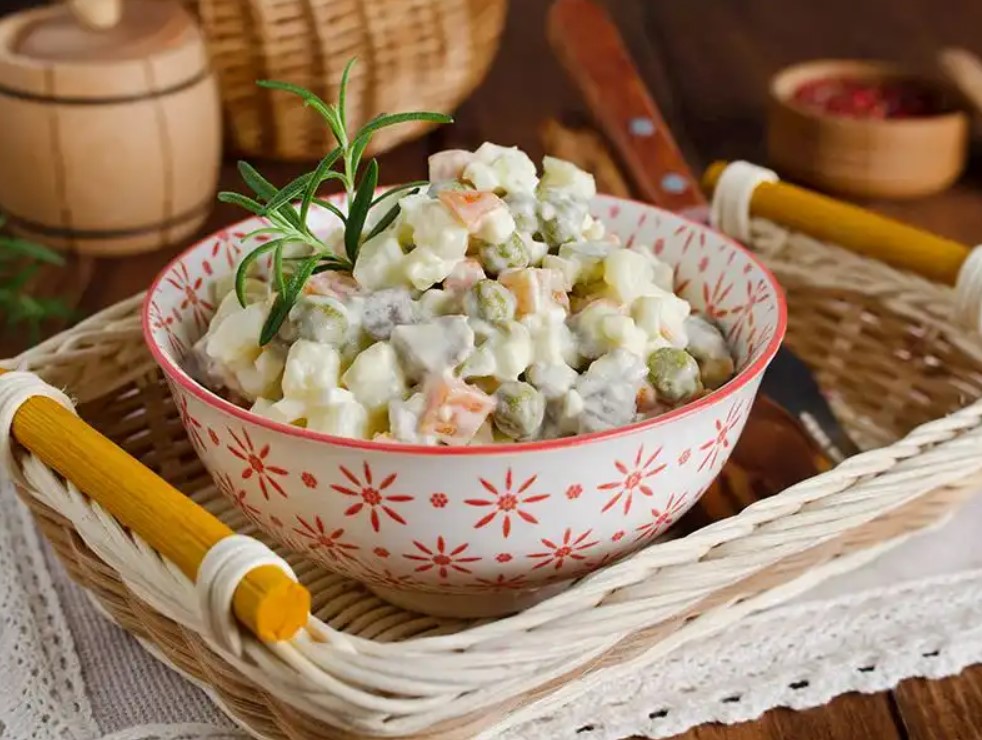 Rus Salatası